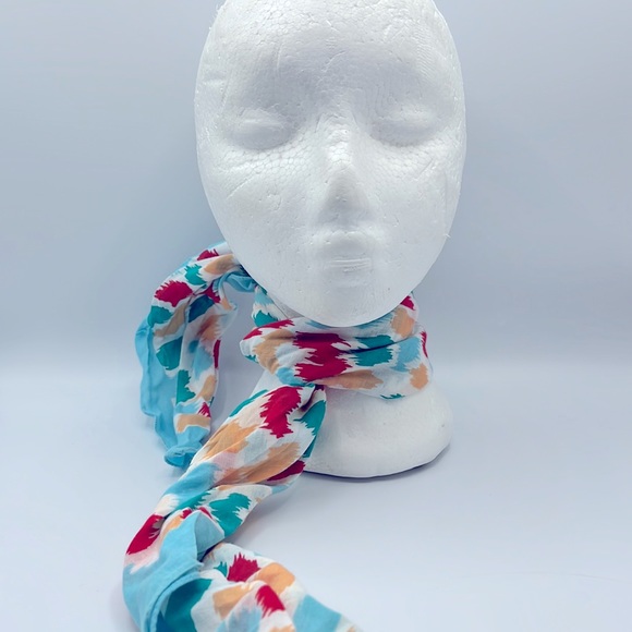 Vintage artsy scarf - Picture 7 of 8